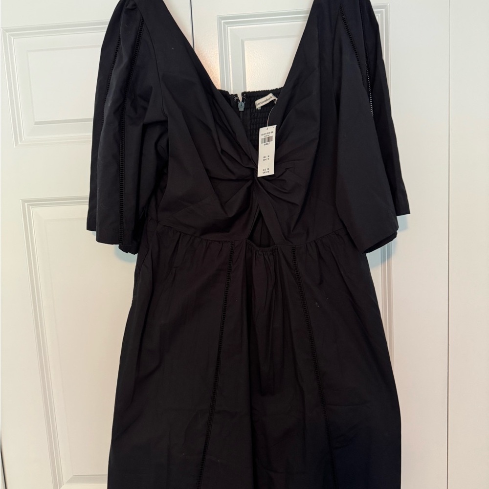 Abercrombie & Fitch Elegant Black Flutter Sleeve Dress